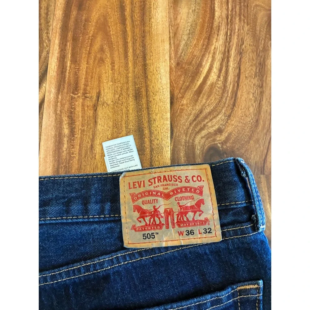 Levis classic levis